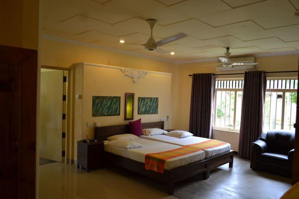 Morning Star Resorts Negombo Esterno foto
