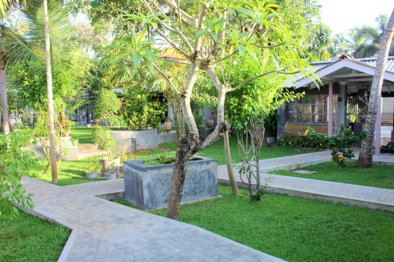 Morning Star Resorts Negombo Esterno foto