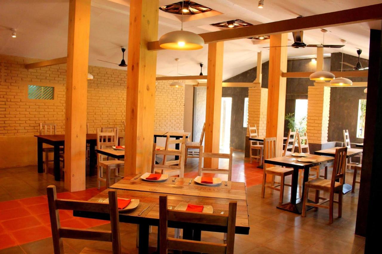 Morning Star Resorts Negombo Esterno foto