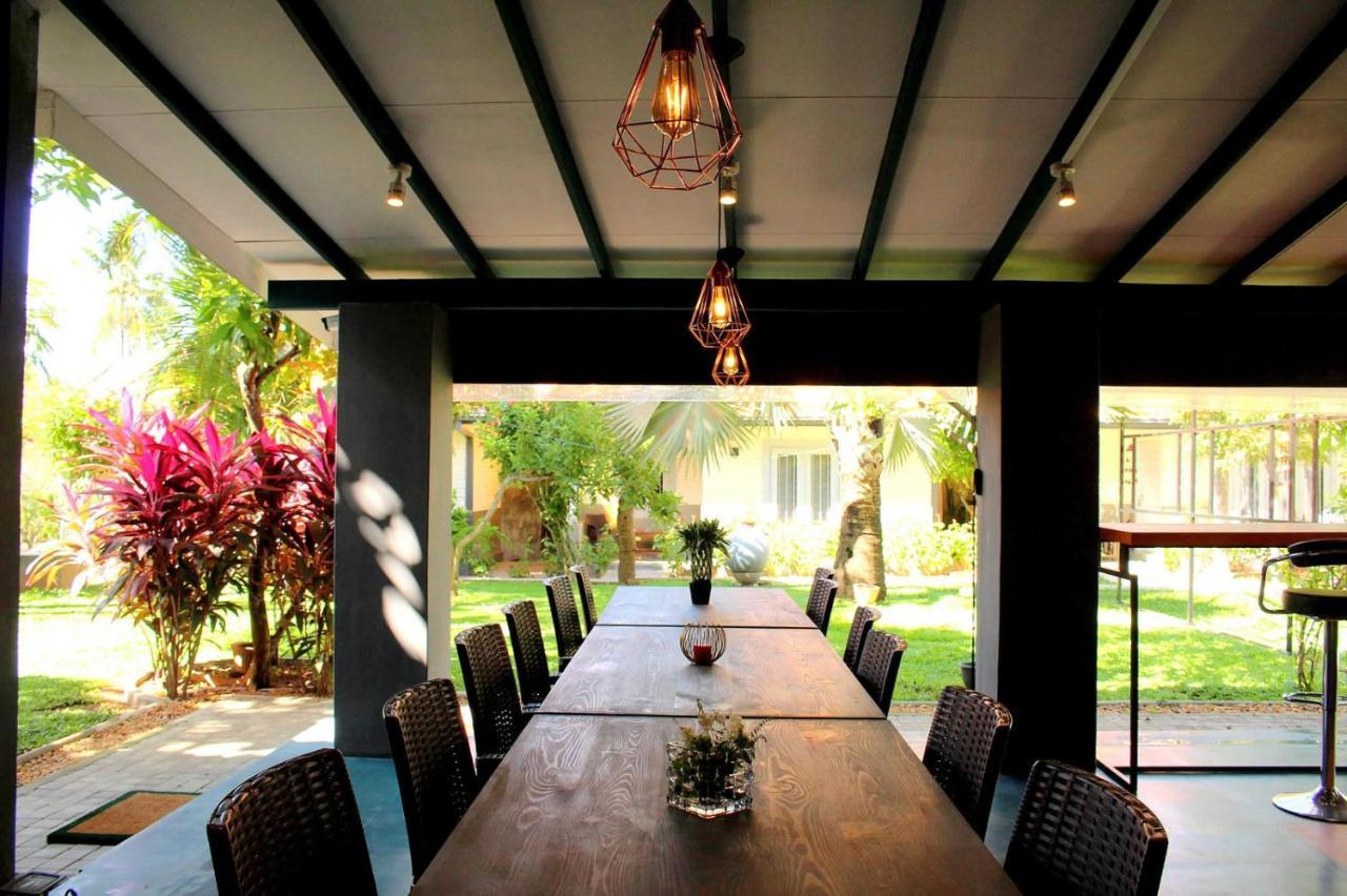 Morning Star Resorts Negombo Esterno foto