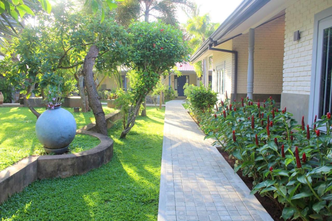 Morning Star Resorts Negombo Esterno foto