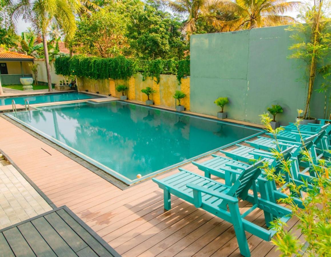Morning Star Resorts Negombo Esterno foto